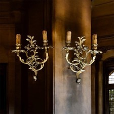 Paar antike Wandlampen aus